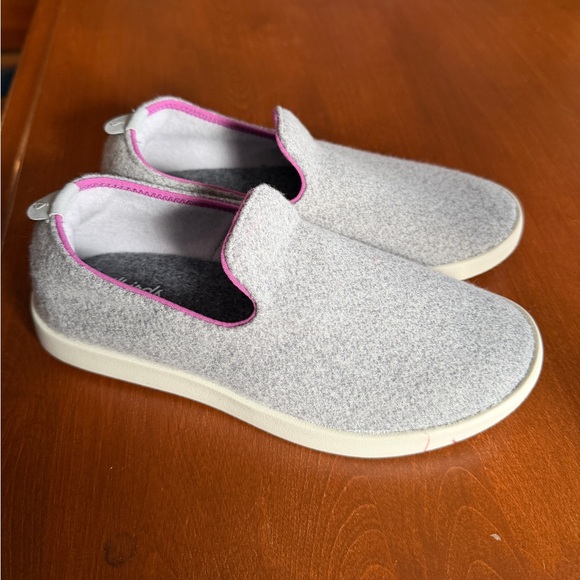 NWOB Allbirds SmallBirds Merino Wool Slip-on Lounger Shoe for Kids Gray Size 3Y - Picture 3 of 9